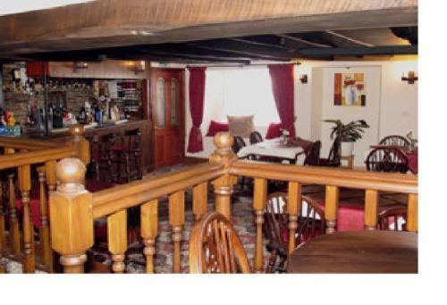 The White Hart Hotel Menheniot Экстерьер фото