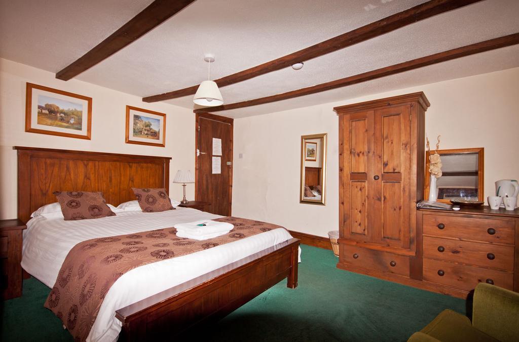 The White Hart Hotel Menheniot Номер фото
